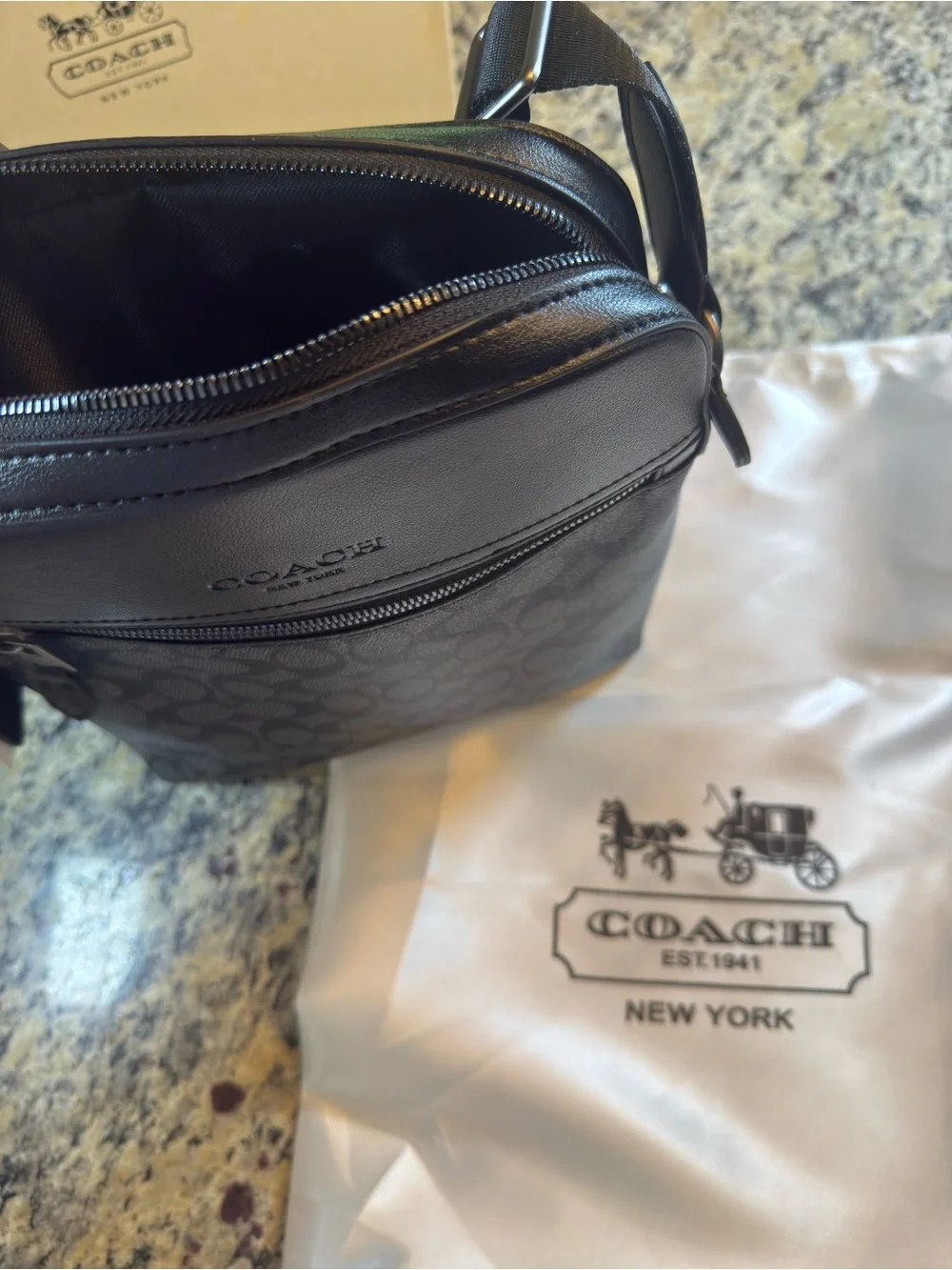 Men’s Black Signature Messenger Crossbody Bag